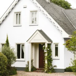 Sandtex Ultra Smooth Masonry Paint Pure Brilliant White 10Ltr -Harris Paint Store 23771 A3