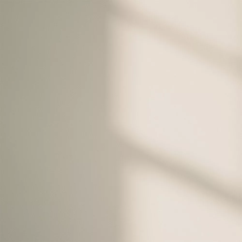 LickPro Eggshell White 05 Emulsion Paint 5Ltr LickPro Eggshell White 05 Emulsion Paint 5Ltr -Harris Paint Store 295JY A3