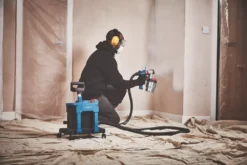 Erbauer EPS800 800W Electric Sprayer 240V -Harris Paint Store 559KR A3