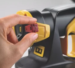 Wagner W590 630W Electric Paint Sprayer 220-240V -Harris Paint Store 6507R A2