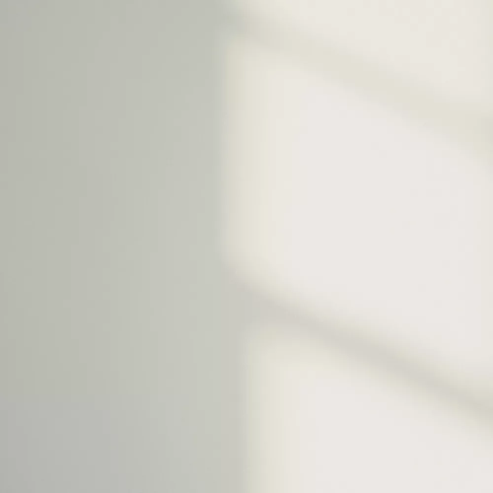 LickPro Eggshell White 03 Emulsion Paint 2.5Ltr LickPro Eggshell White 03 Emulsion Paint 2.5Ltr -Harris Paint Store 700JY A3